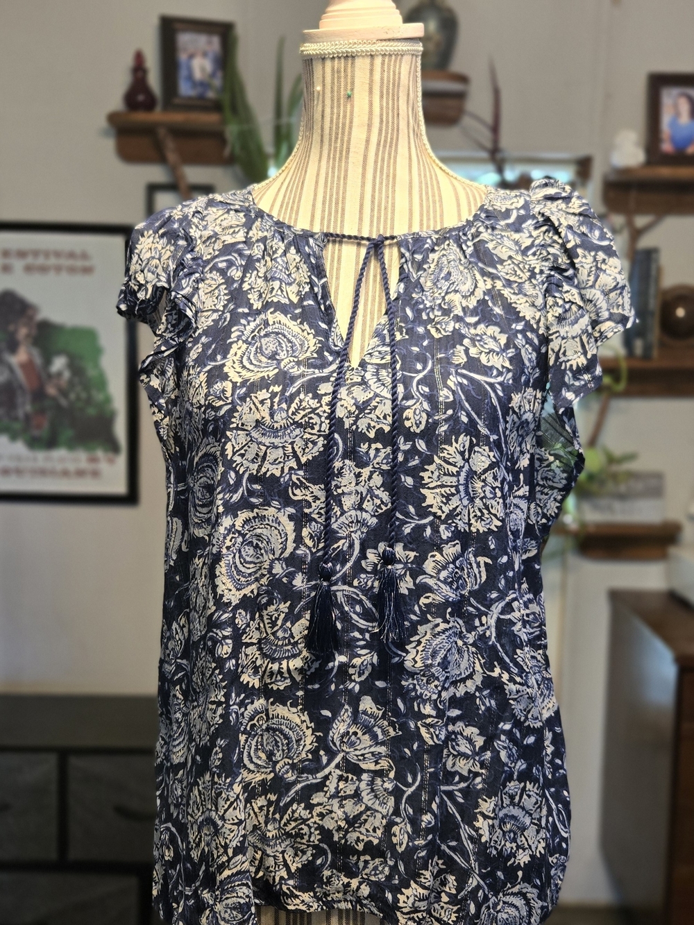 Lucky Brand Navy and Cream Floral Tie-Front Camisole